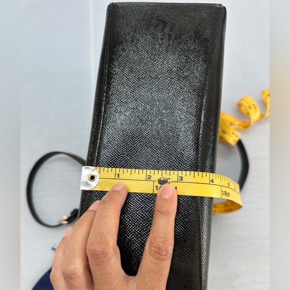 Coach Avery Flap Carryall Black Gold - Picture 6 of 13